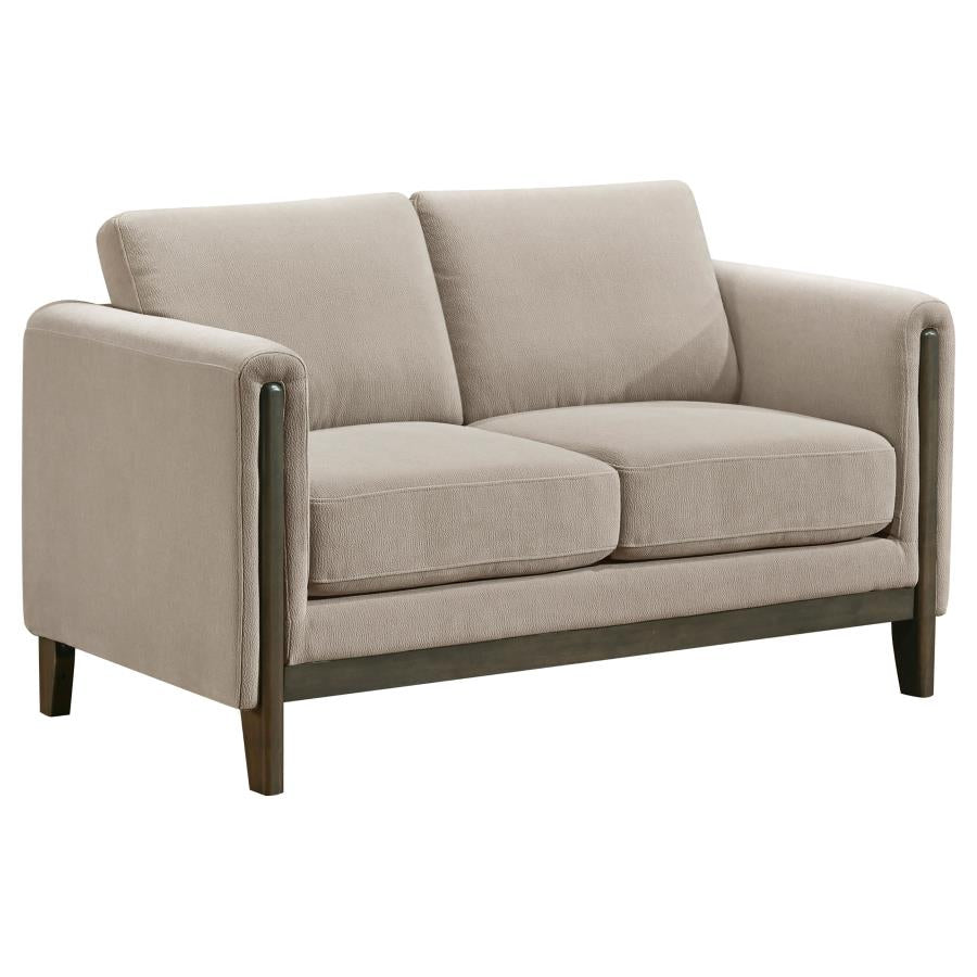 Kaylani Loveseat