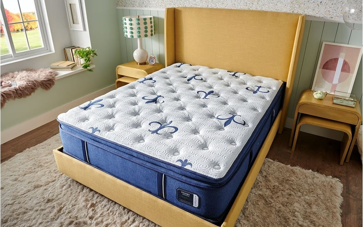 Stearns & Foster Studio Medium Mattress