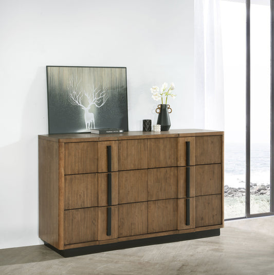 Tatiana dresser