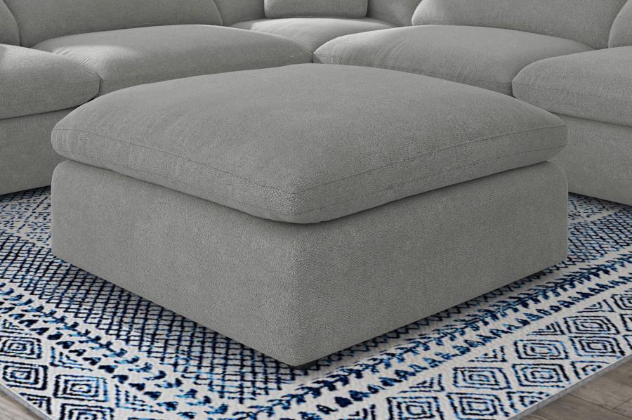 Veronica Ottoman